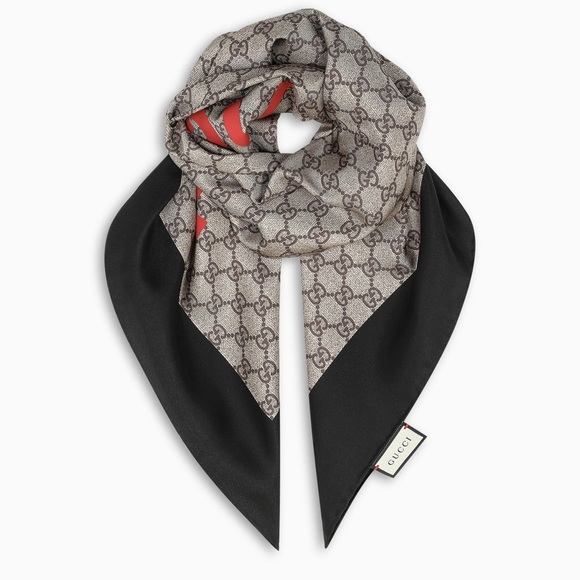 Gucci Accessories - 💎 Gucci Boutique Scarf 100% Silk NWT 💎